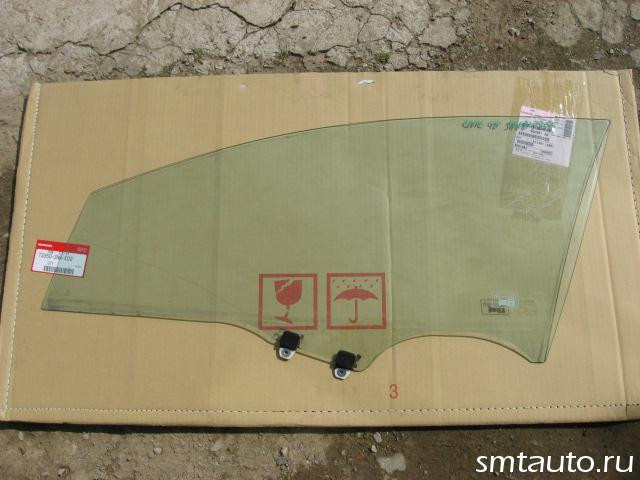 Стекло двери передней левой Honda Civic 4D 2006-2012