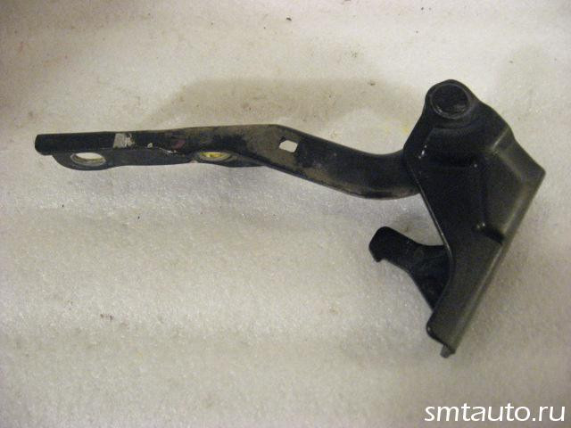 Петля капота левая Hyundai Tucson 2004>