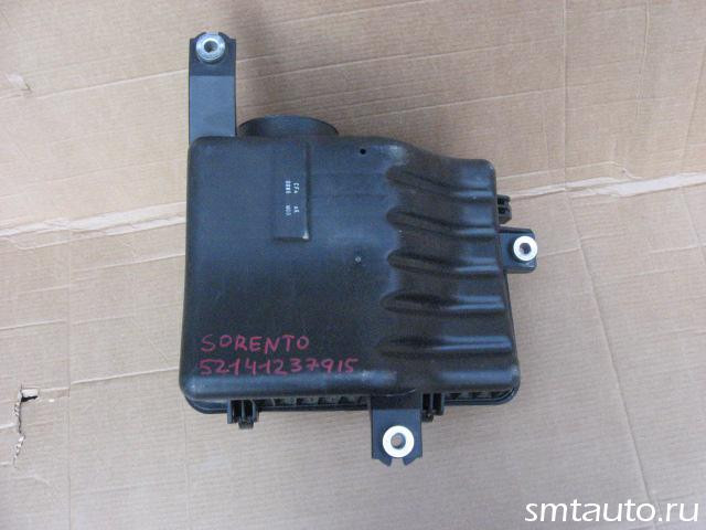 Корпус воздушного фильтра Kia Sorento 2003>