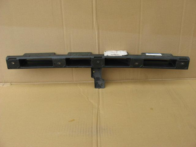 Направляющая заднего бампера Ford Focus II 2005-2008