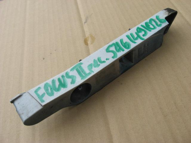 Направляющая переднего бампера Ford Focus II 2008-2011