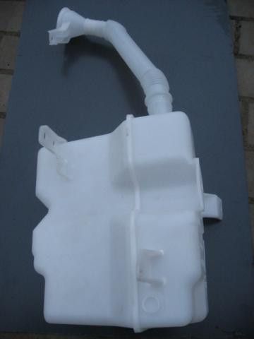 Бачок омывателя лобового стекла Mitsubishi Outlander XL (CW) 2006-2012