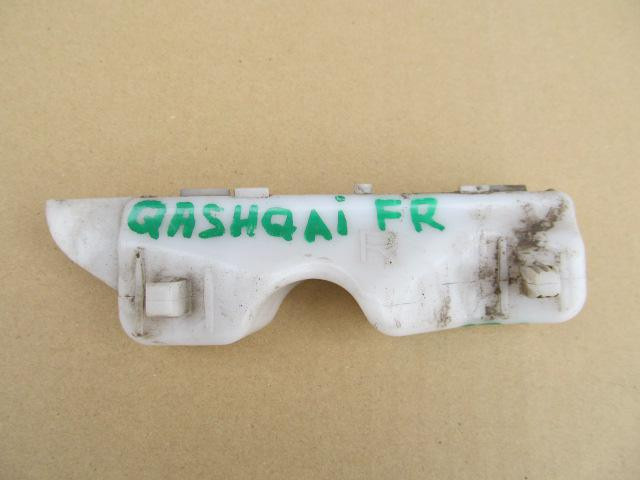 Направляющая переднего бампера Nissan Qashqai 2006-2014