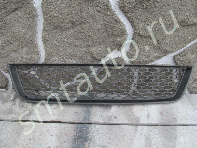 Решетка в бампер центральная для Kia Picanto 2005>, OEM 86512-07500 (фото)