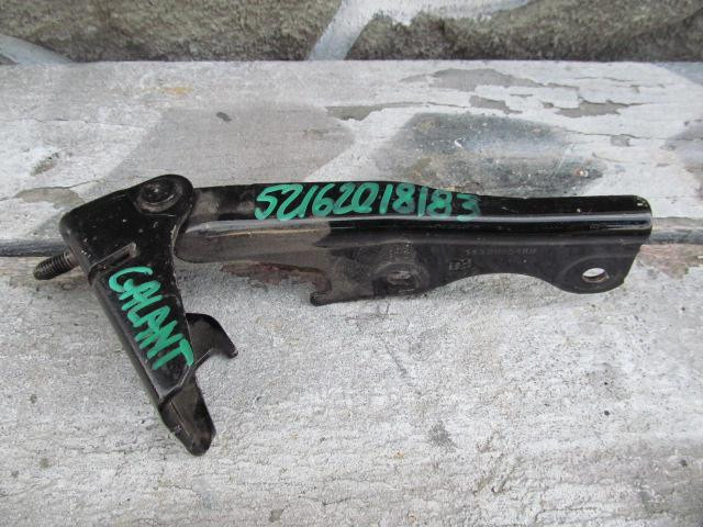 Петля капота правая Mitsubishi Galant IX 2004>