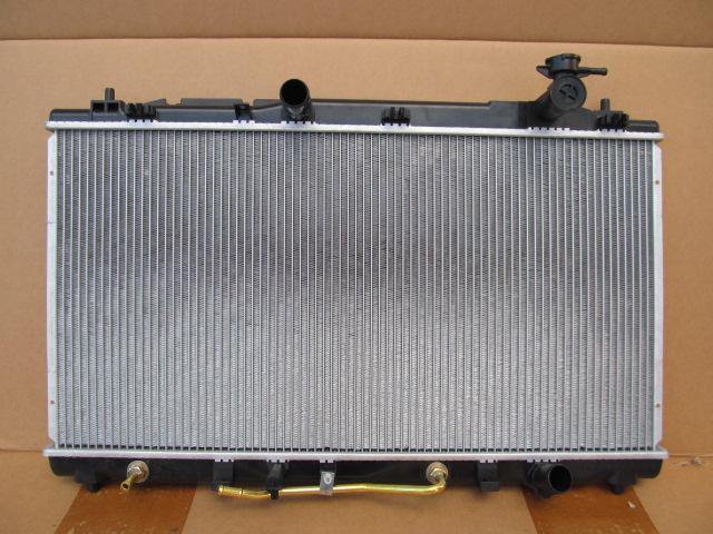 Радиатор охлаждения Toyota Camry V40 2006-2011