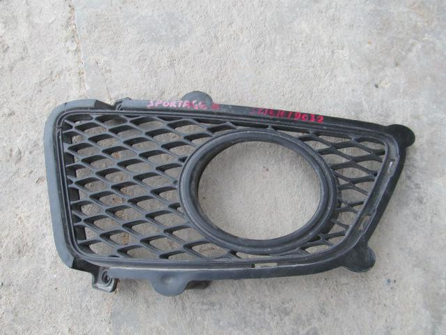 Решетка в бампер левая Kia Sportage 2004>