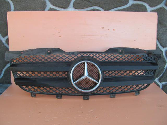 Решетка радиатора Mercedes-Benz Sprinter 2006>