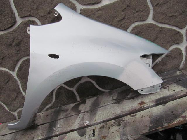 Крыло переднее правое Toyota Auris E15 2006-2012