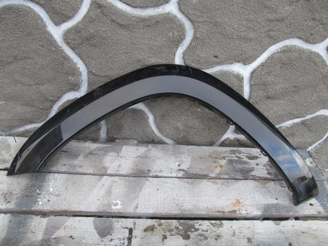 Накладка крыла переднего левого Toyota RAV 4 2006-2013