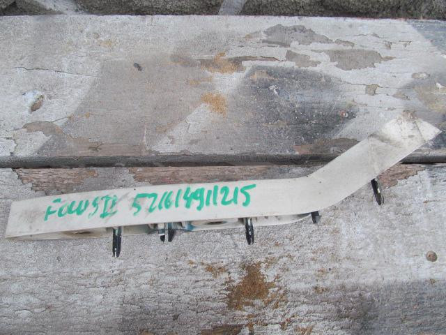 Направляющая переднего бампера Ford Focus II 2005-2008