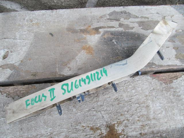 Направляющая переднего бампера Ford Focus II 2005-2008