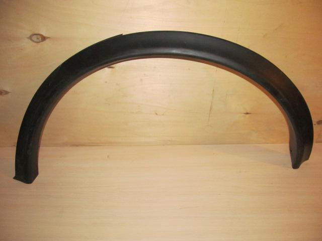 Накладка крыла заднего  левого Nissan Juke 2011>