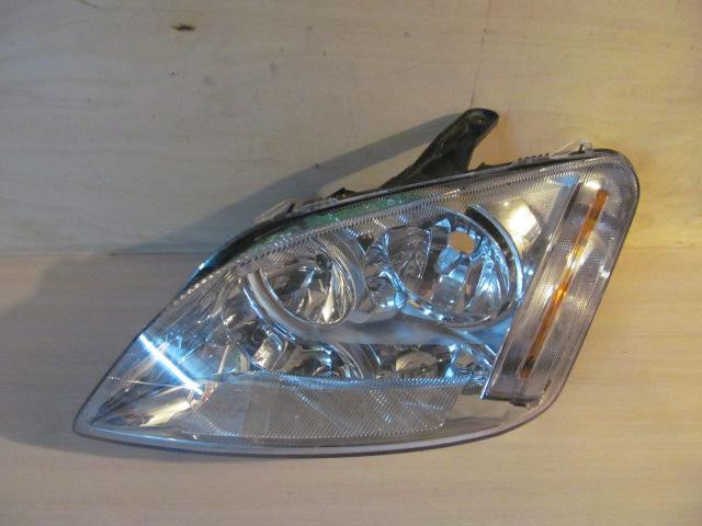 Фара левая Ford C-MAX 2003-2011