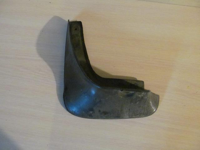 Брызговик задний левый Toyota Camry V40 2006-2011