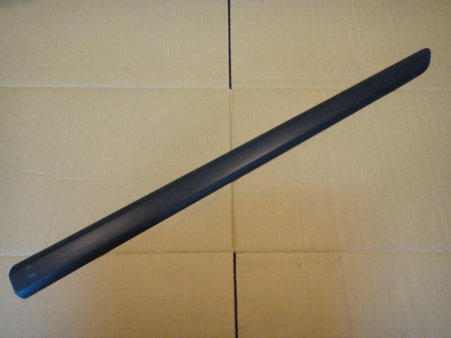 Молдинг двери передней левой Skoda Yeti 2009-2018