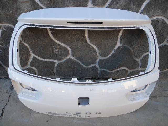 Дверь багажника Seat Leon 2005>
