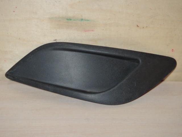 Решетка в бампер правая Ford Focus II 2008-2011