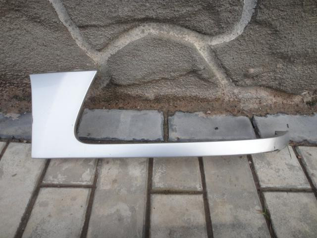 Накладка переднего бампера Subaru Forester (S11) 2002-2007