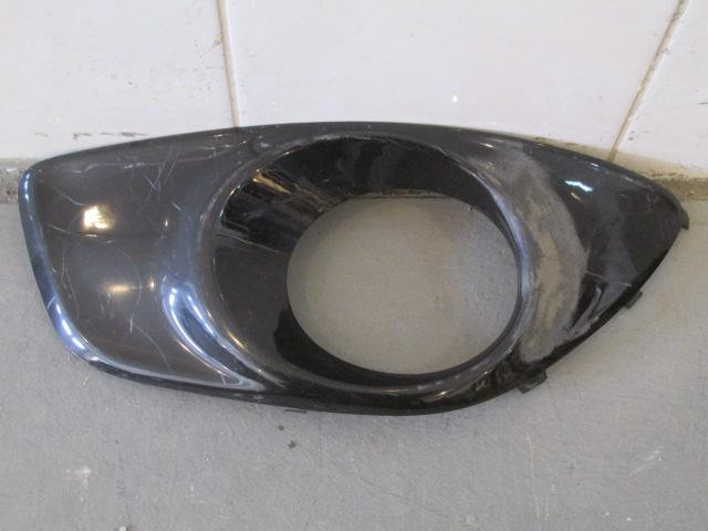 Решетка в бампер левая Hyundai Santa Fe 2006-2012