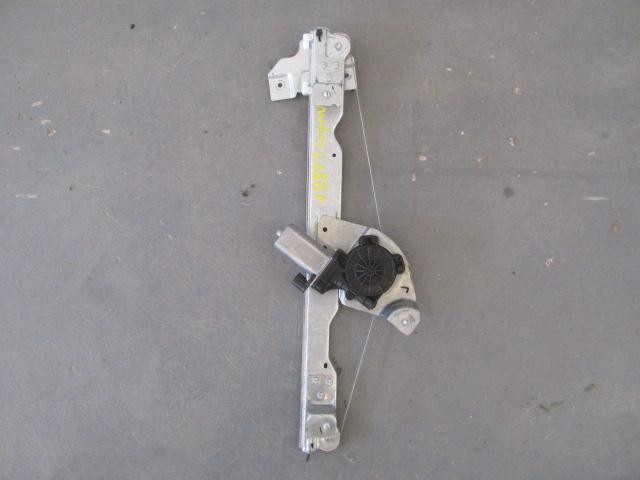 Стеклоподъемник электр. передний Renault Logan 2005>