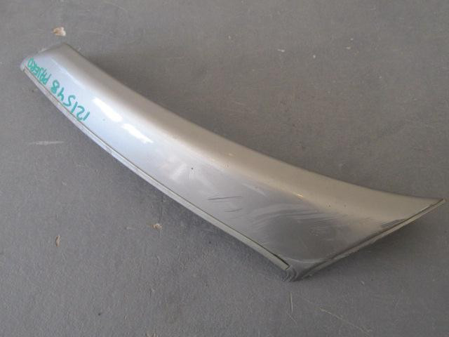 Накладка переднего бампера Mitsubishi Pajero/Montero 2000-2006