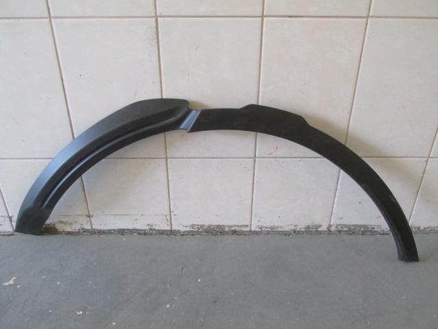 Накладка крыла заднего  левого Land Rover Range Rover Evoque 2011-2019