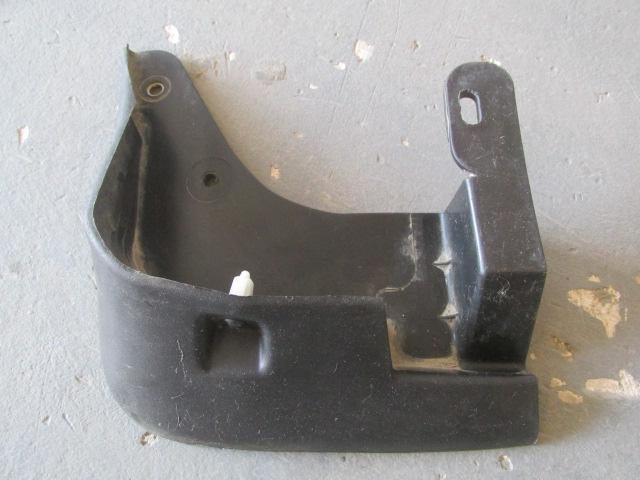 Брызговик передний левый Hyundai Sonata V 2001>