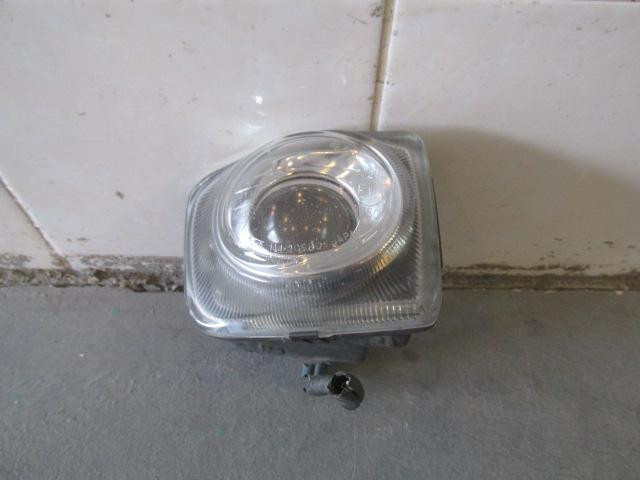 Фара противотуманная правая Subaru Impreza (G11) 2000-2007