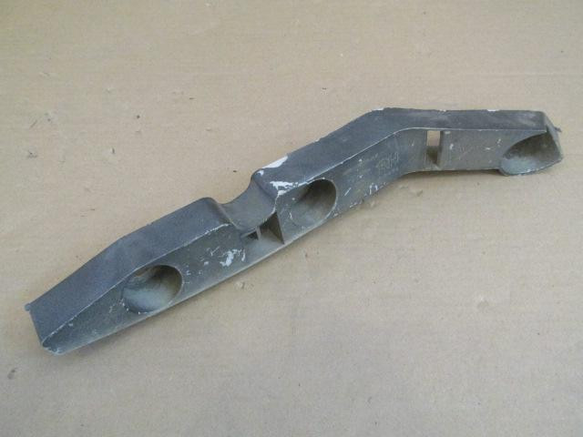 Направляющая переднего бампера Ford Focus II 2005-2008