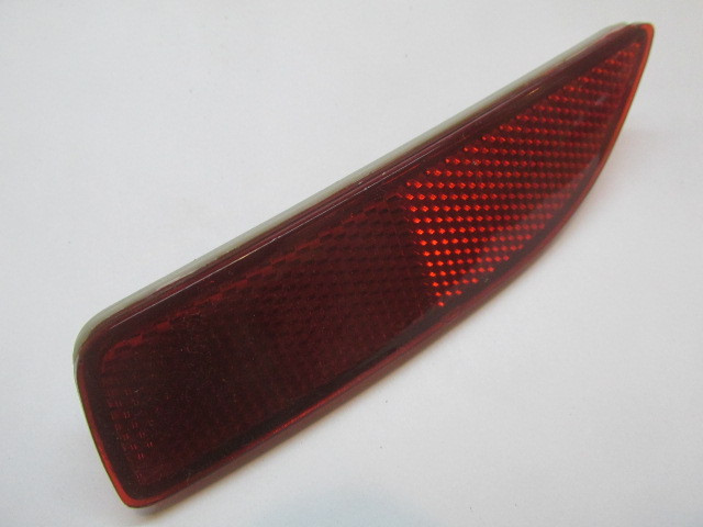 Фонарь задний в бампер левый Toyota Corolla E15 2006-2013