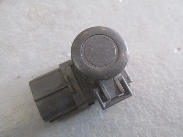 Датчик парковки Toyota Camry V50 2011-2018