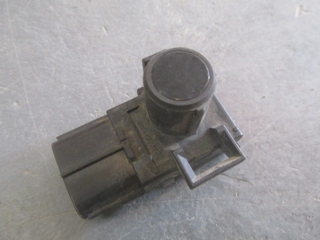 Датчик парковки Toyota Land Cruiser (150)/Prado 2009>