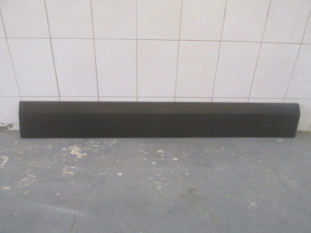 Молдинг двери сдвижной Mercedes-Benz Sprinter 2006>