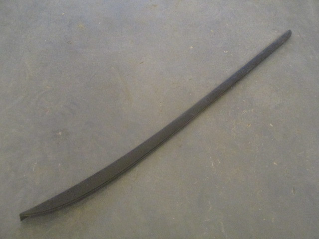 Молдинг лобового стекла Ford Focus III 2011>