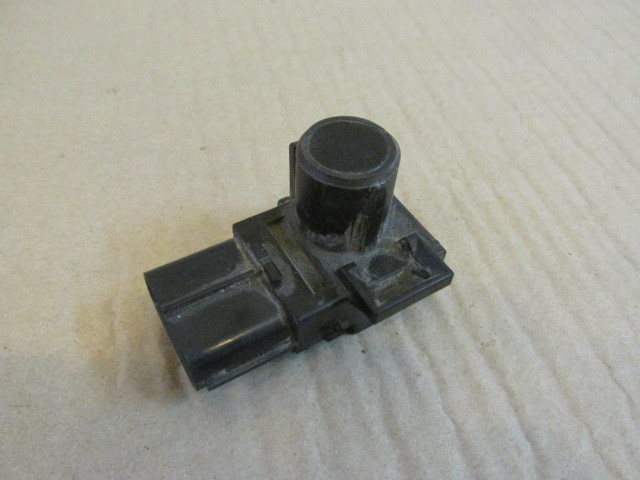 Датчик парковки Toyota Camry V50 2011-2018