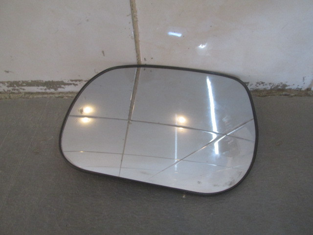 Стекло зеркала левого Toyota RAV 4 2006-2013