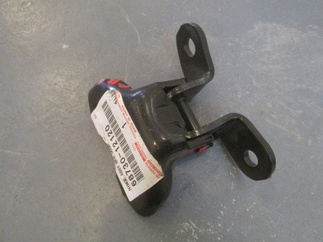 Петля двери передней правой Toyota Camry V50 2011-2018