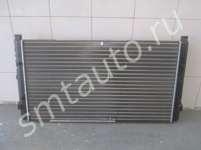 Радиатор охлаждения для Volkswagen Transporter T4 1996-2003, OEM 9558302149 (фото)