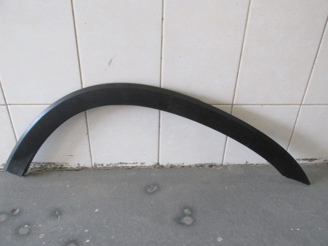Накладка крыла заднего  левого Kia Sorento 2009>