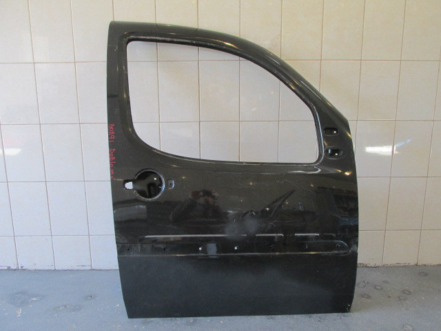 Дверь передняя правая Fiat Doblo 2005>