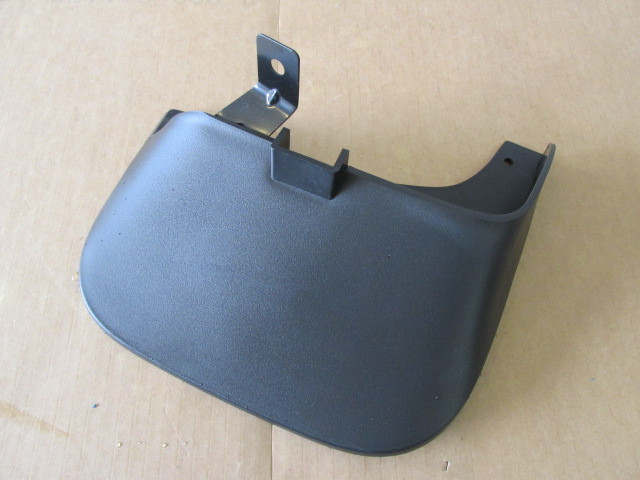 Брызговик передний правый Ssang Yong Actyon 2007>