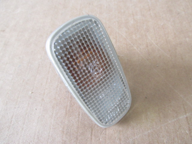 Повторитель указателя поворота Toyota RAV 4 2000-2005