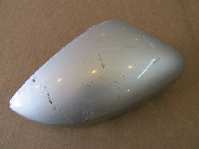 Накладка зеркала правого Volkswagen Passat B7 2011-2015