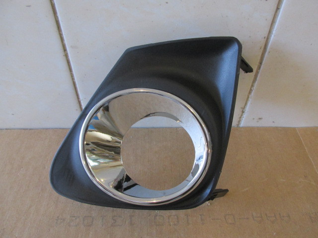 Решетка в бампер левая Toyota Corolla E15 2006-2013