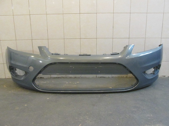 Бампер передний Ford Focus II 2008-2011