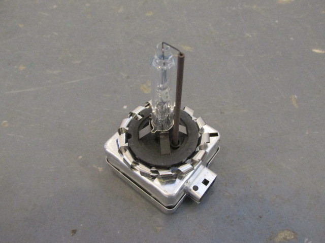 Лампа ксеноновая Kia Sportage 2010-2015