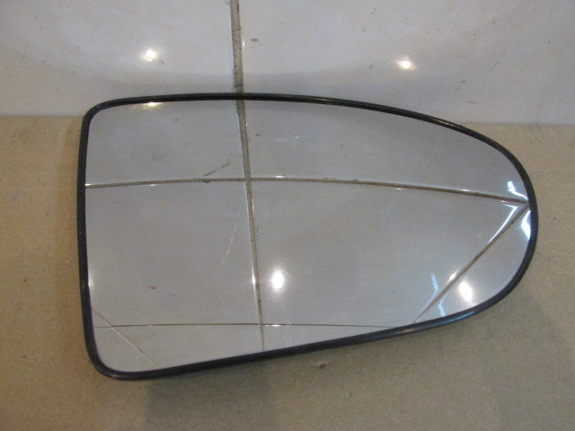 Стекло зеркала правого Nissan Qashqai 2006-2014