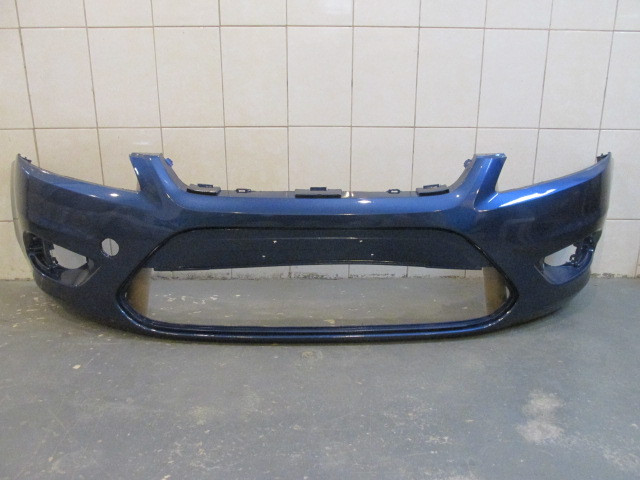 Бампер передний Ford Focus II 2008-2011