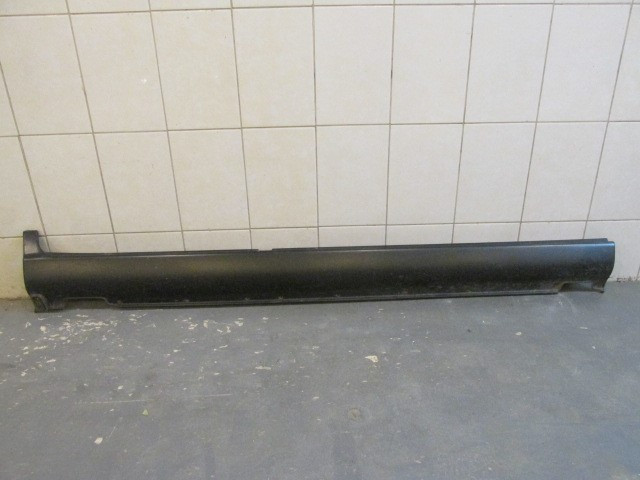 Накладка на порог Kia Sorento 2009>